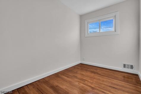 1663 Columbus Place Rahway NJ 07065