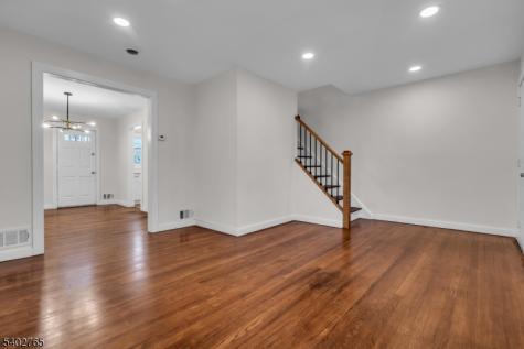 1663 Columbus Place Rahway NJ 07065