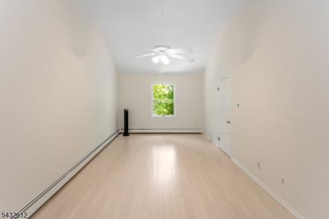 10 Iroquois Trail Denville NJ 07834