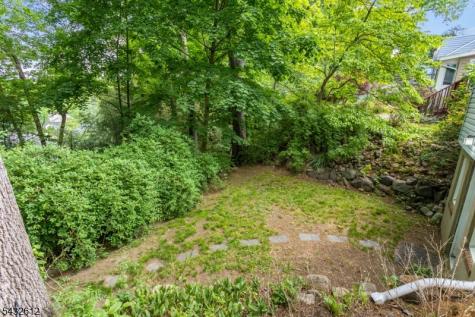 10 Iroquois Trail Denville NJ 07834
