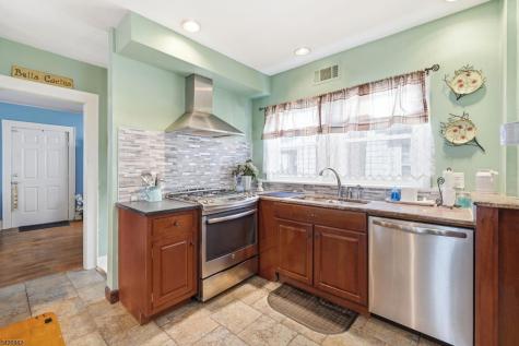 179 Buena Vista Avenue Hawthorne NJ 07506