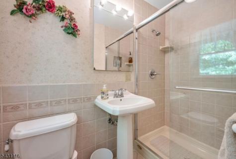 19 Rabbit Run Drive West Milford NJ 07435