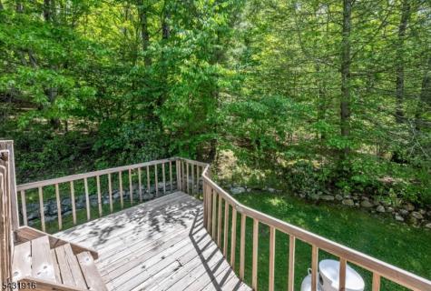 19 Rabbit Run Drive West Milford NJ 07435