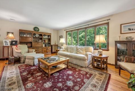 19 Rabbit Run Drive West Milford NJ 07435