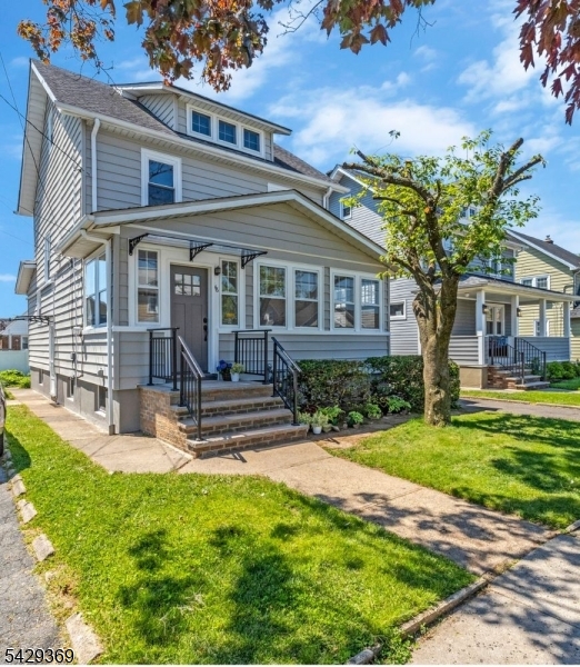 146 W Grant Avenue Roselle Park NJ 07204