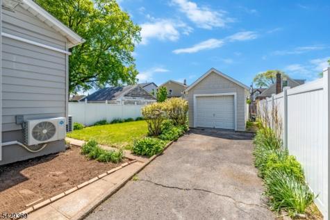 146 W Grant Avenue Roselle Park NJ 07204