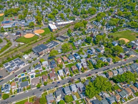 146 W Grant Avenue Roselle Park NJ 07204