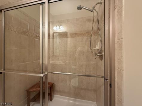 4 Mayflower Court Franklin NJ 08873