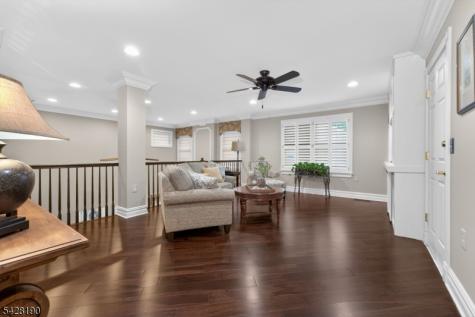 4 Mayflower Court Franklin NJ 08873