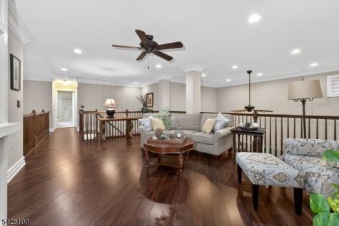 4 Mayflower Court Franklin NJ 08873