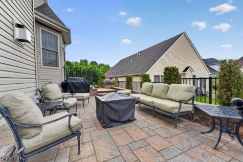 4 Mayflower Court Franklin NJ 08873