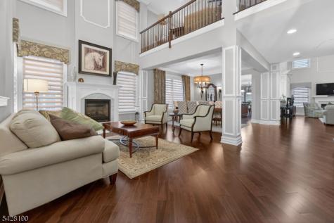 4 Mayflower Court Franklin NJ 08873