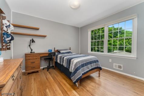 36 Bradley Lane Bridgewater NJ 08807