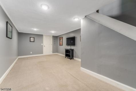 36 Bradley Lane Bridgewater NJ 08807