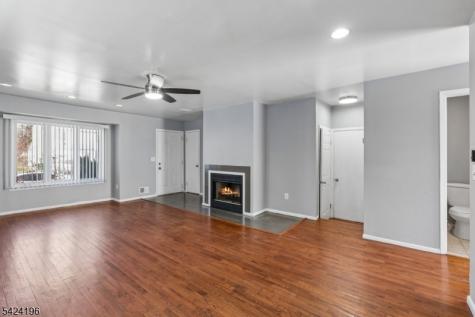 577 Berlant Avenue Roselle NJ 07203