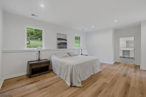 47 Glenside Trail Sparta NJ 07871