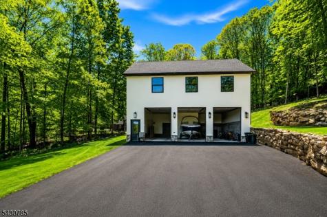 47 Glenside Trail Sparta NJ 07871