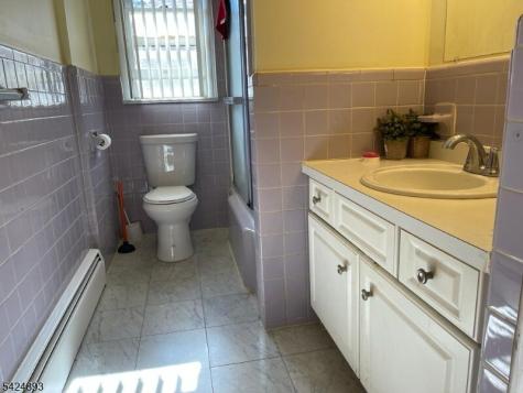 405 Redcliffe Street Elizabeth NJ 07206