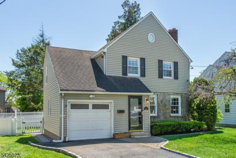16 Haines Drive Bloomfield NJ 07003