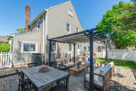 16 Haines Drive Bloomfield NJ 07003