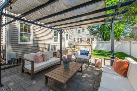 16 Haines Drive Bloomfield NJ 07003