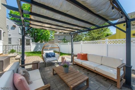 16 Haines Drive Bloomfield NJ 07003