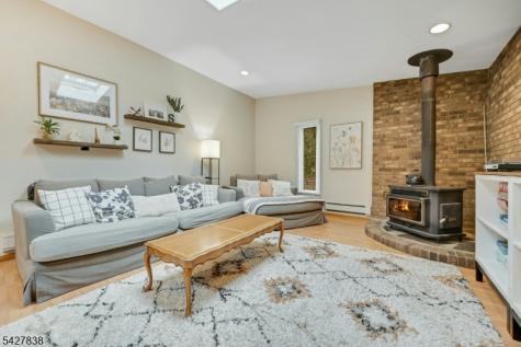 14 Parker Road Mount Arlington NJ 07856