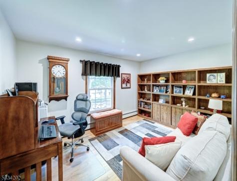 8 Edward Circle Montville NJ 07045