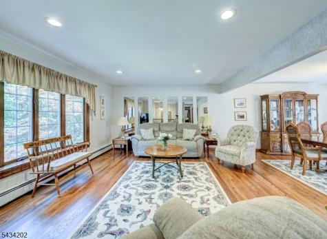 8 Edward Circle Montville NJ 07045