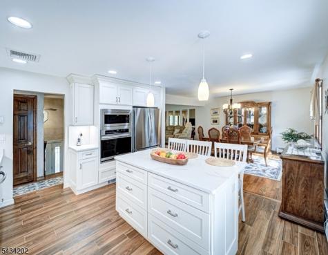 8 Edward Circle Montville NJ 07045