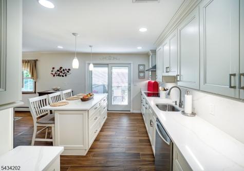 8 Edward Circle Montville NJ 07045