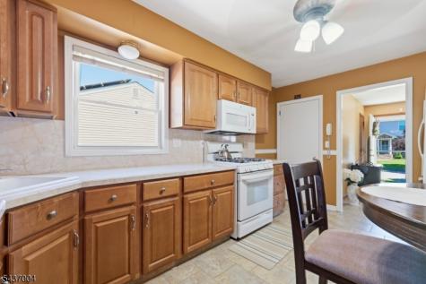 29 Corsi Road Bloomfield NJ 07003