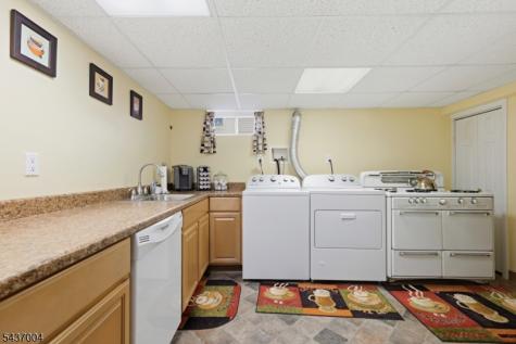 29 Corsi Road Bloomfield NJ 07003