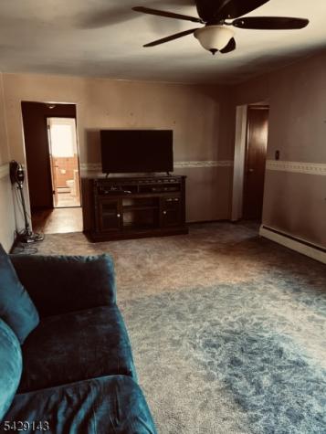 264 Carentan Road Hopatcong NJ 07843