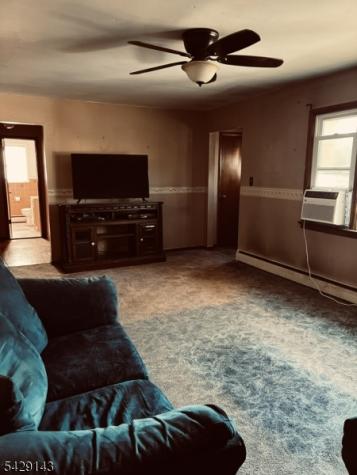 264 Carentan Road Hopatcong NJ 07843