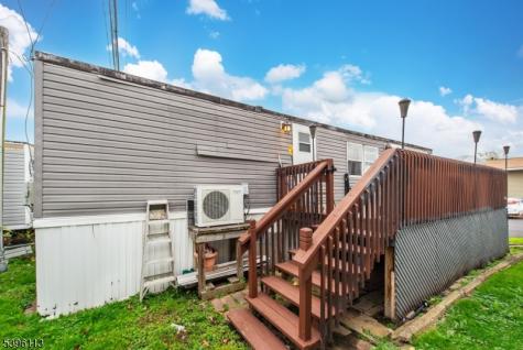39 Helen Drive Moonachie NJ 07074