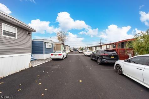 39 Helen Drive Moonachie NJ 07074