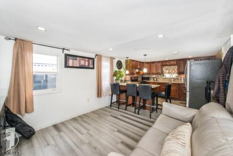 39 Helen Drive Moonachie NJ 07074