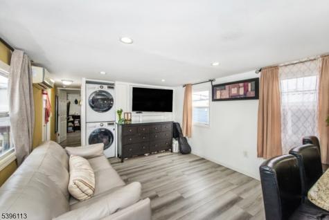 39 Helen Drive Moonachie NJ 07074