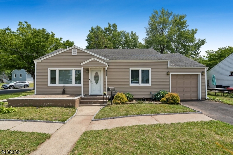 1983 Barnett Street Rahway NJ 07065