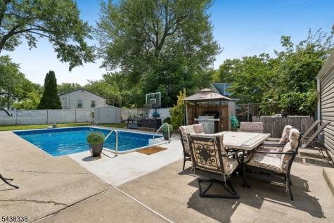 1983 Barnett Street Rahway NJ 07065