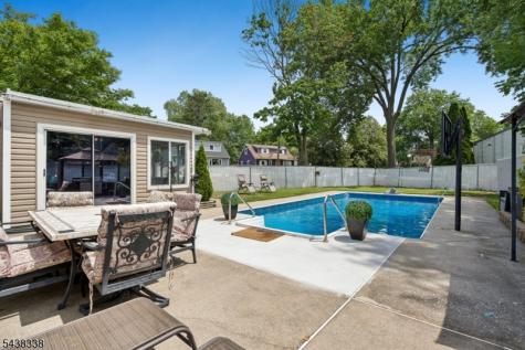 1983 Barnett Street Rahway NJ 07065