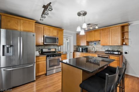 1983 Barnett Street Rahway NJ 07065