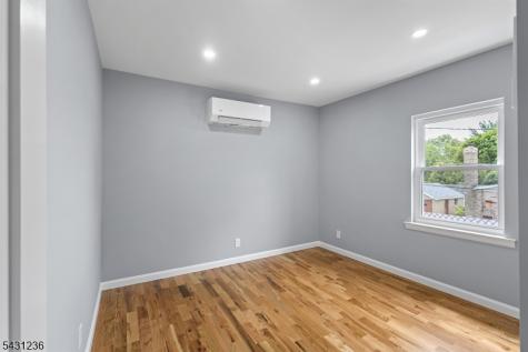 8 Germantown Avenue Edison NJ 08817