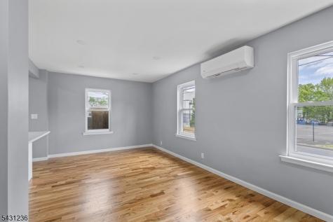 8 Germantown Avenue Edison NJ 08817