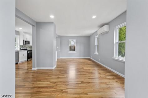 8 Germantown Avenue Edison NJ 08817