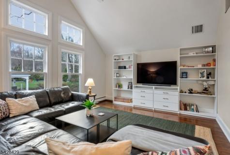 241 Grove Street Ramsey NJ 07446