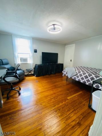 47 Chester Avenue Irvington NJ 07111