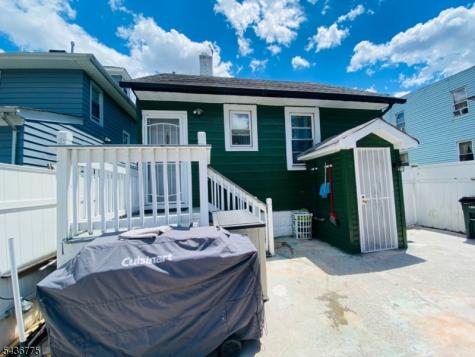 47 Chester Avenue Irvington NJ 07111