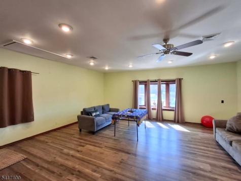33 Nickel Avenue Sayreville NJ 08872